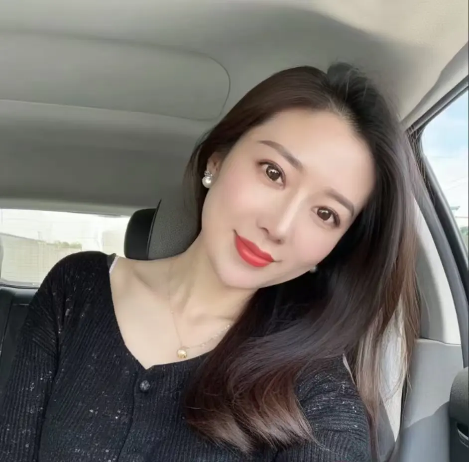 《盐山钢管厂女销售张露文事件》全集，全网同步更新，1080P高清画质，百度云盘在线观看，稀缺资源速看
