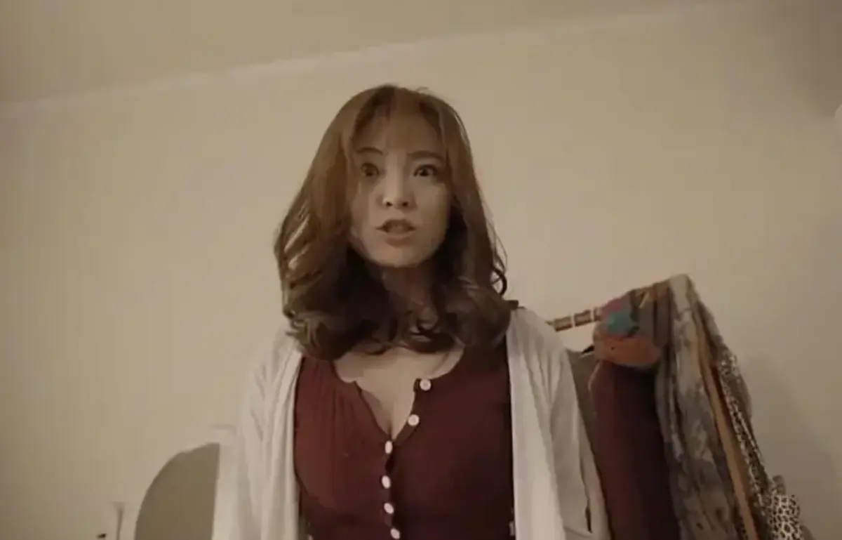 《年轻的妈妈5》全片HD高清免费看_韩国爱情伦理片完整版《年轻的妈妈5》_女婿和丈母娘的极限拉扯_流畅不卡顿