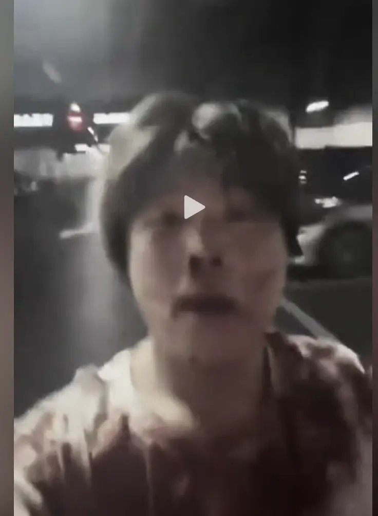 《深圳网红赵俊逸被打视频》