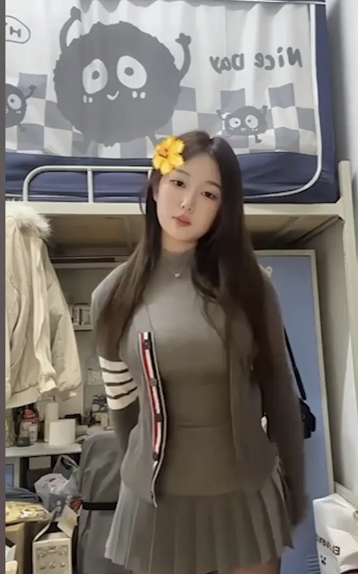 《Starluck李林恩》未删减1080P高清全集免费在线观看-策驰影院极速播放-星辰影视蓝光画质《李林恩》高清完整版无删减-长江师范资源