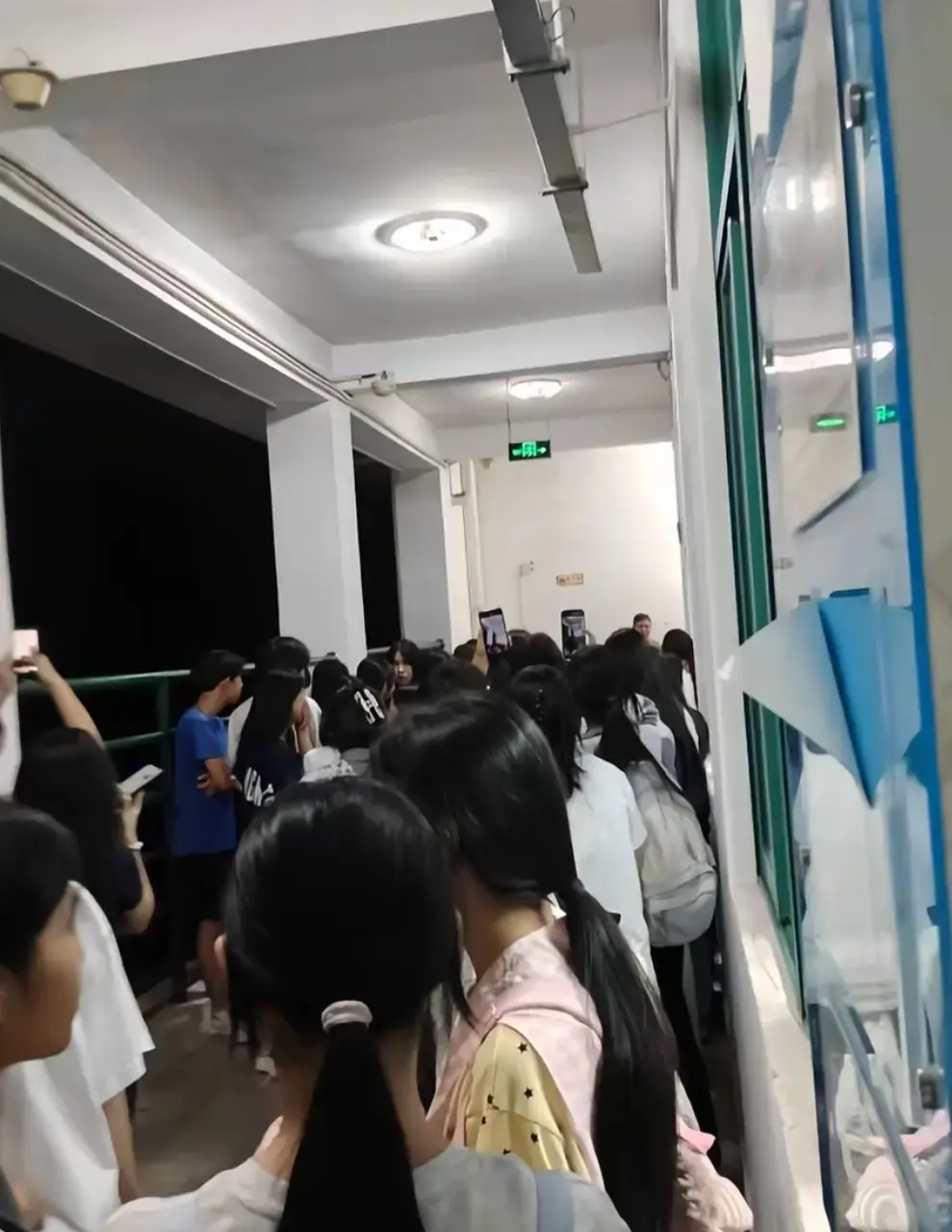 全网热搜《梅州市职业技术学院女厕双胞胎产子后续》全程免费播放 超清无删减《职高女厕双胞胎天崩开局》完整版高清在线观看