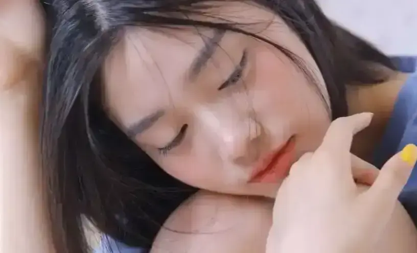 《美丽小蜜桃》未删减版HD中字-免费在线观看《美丽小蜜桃》高清完整版无广告-蜜桃影院