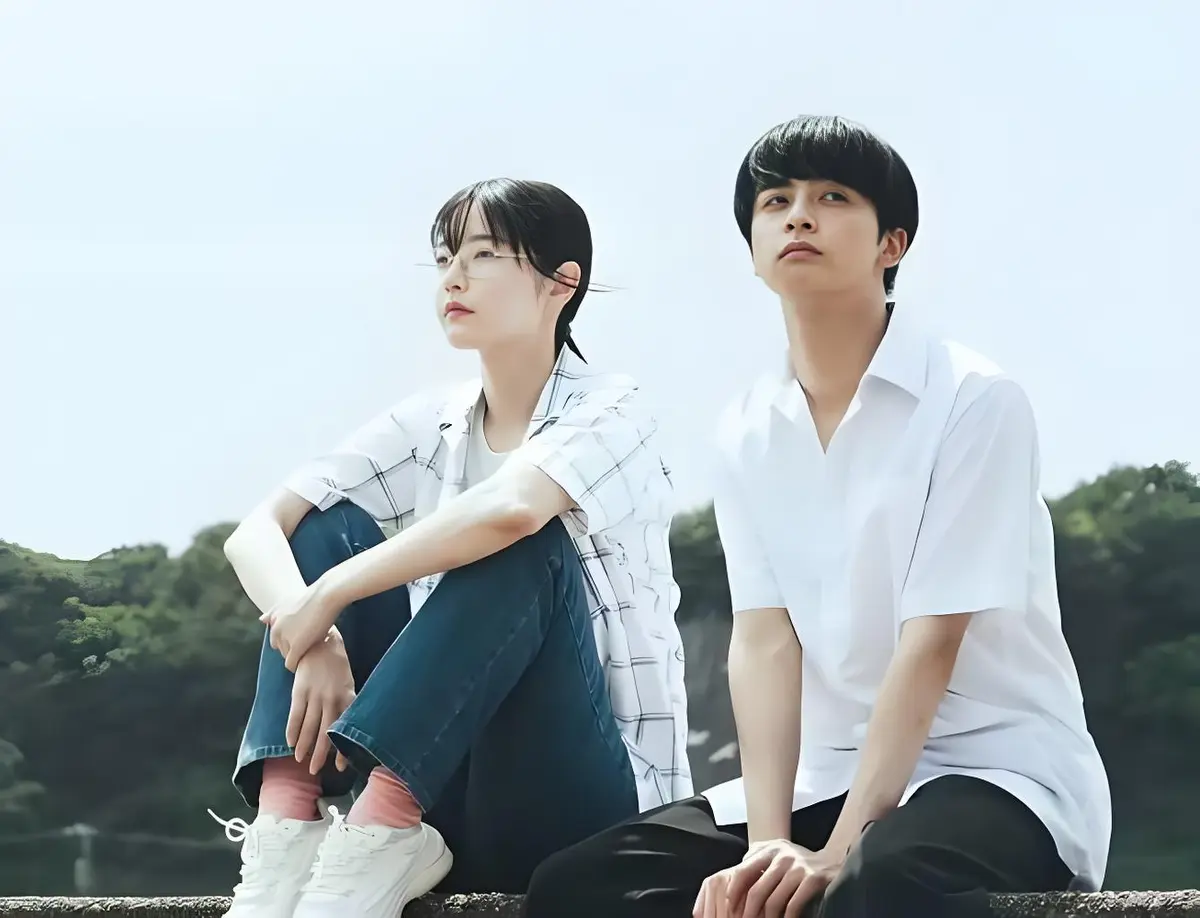 免费观看纯爱虐心电影《夏日暗涌》-1080P无删减版_纯净极速播放_夏日暗涌的极致拉扯与暧昧藏在海风烟火中！《夏日暗涌》全季畅享